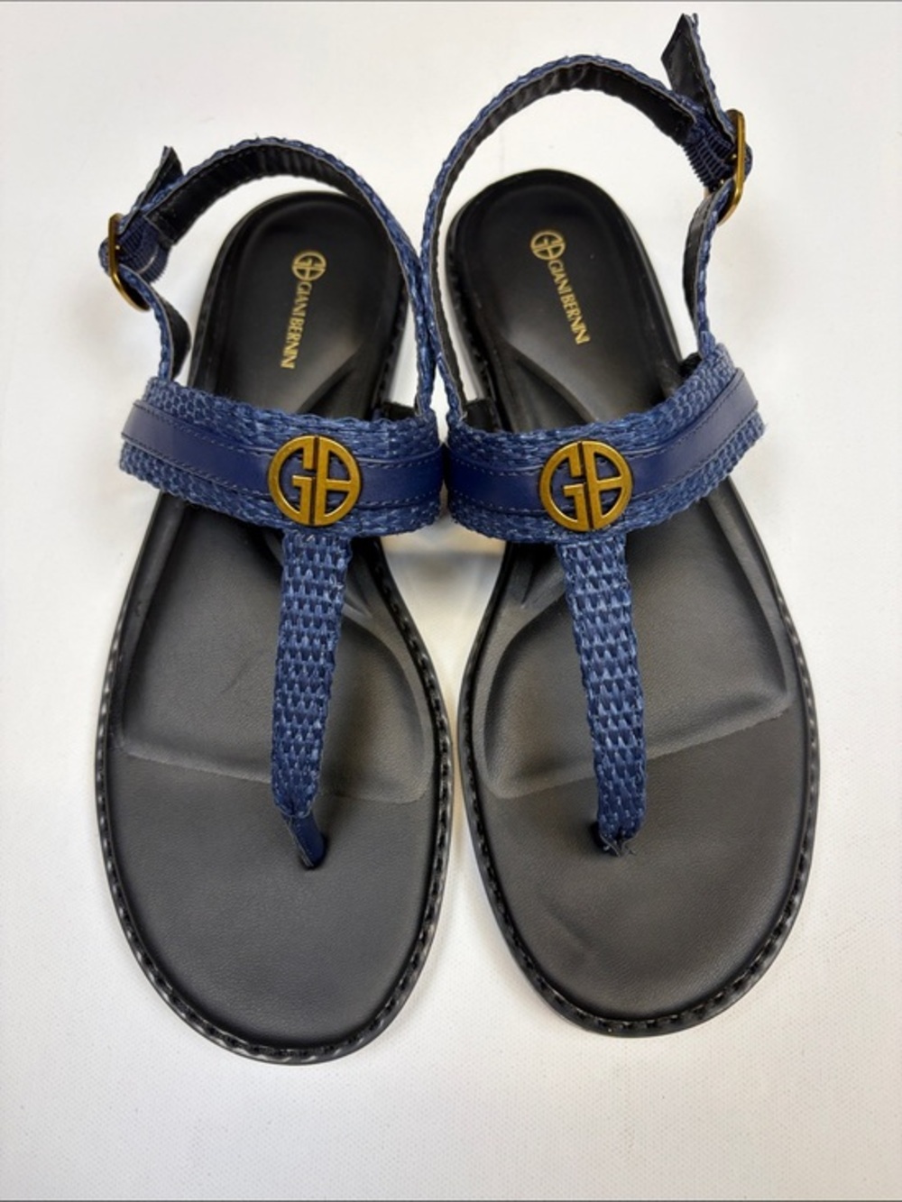 GIANI BERNINI NAVY BLUE T-STRAP THONG SANDALS GOLD LOGO WOMEN SIZE 7.5